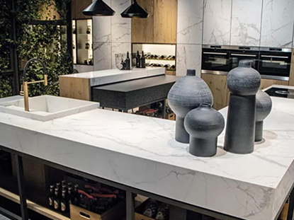 巖板膠應用于巖板家居工廠